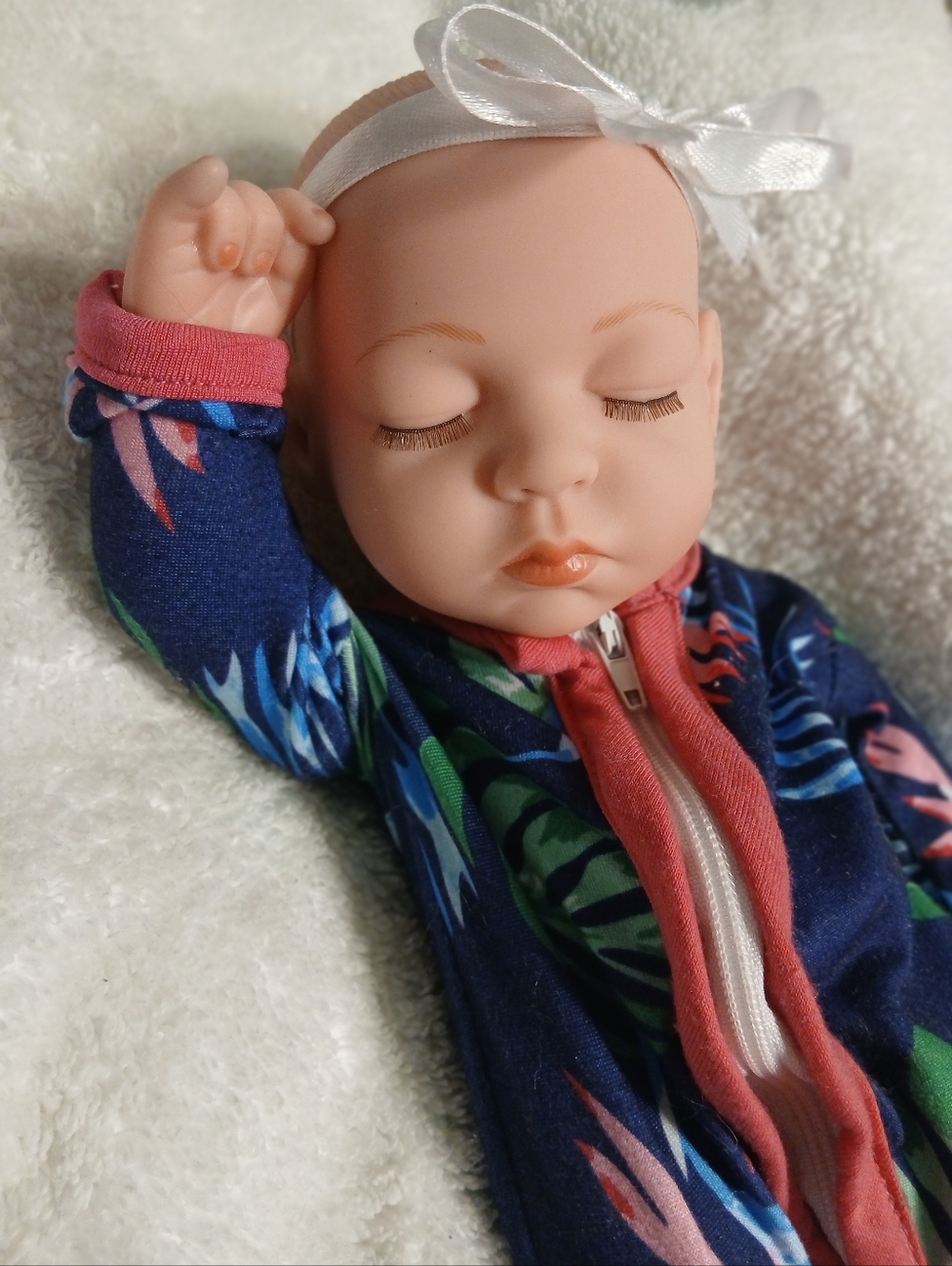 2/$10 11 Inch Vinyl Baby Doll Girl Kids Toy Sleeping